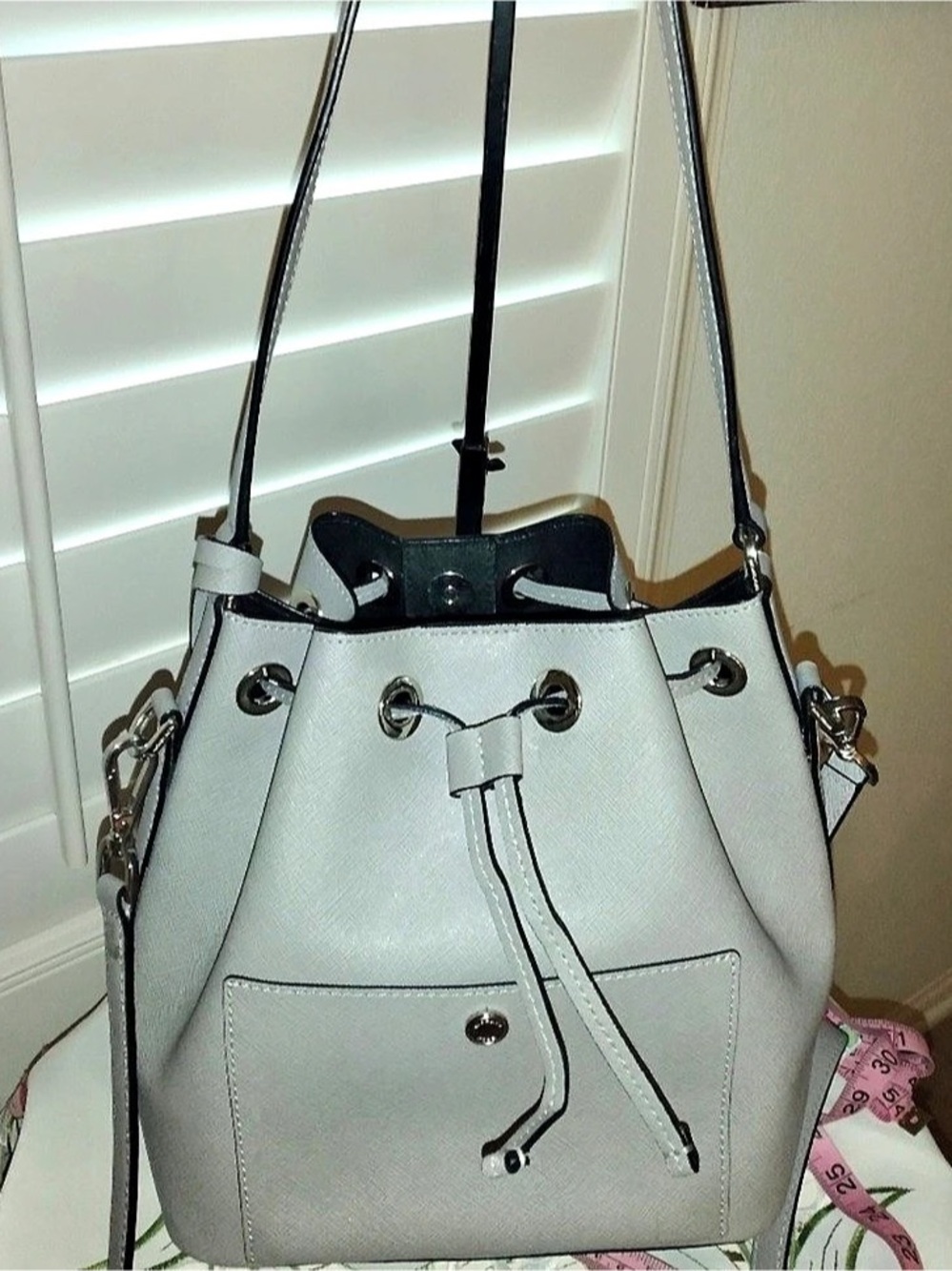 Michael Kors Suri Small Saffiano Leather Bucket Bag White